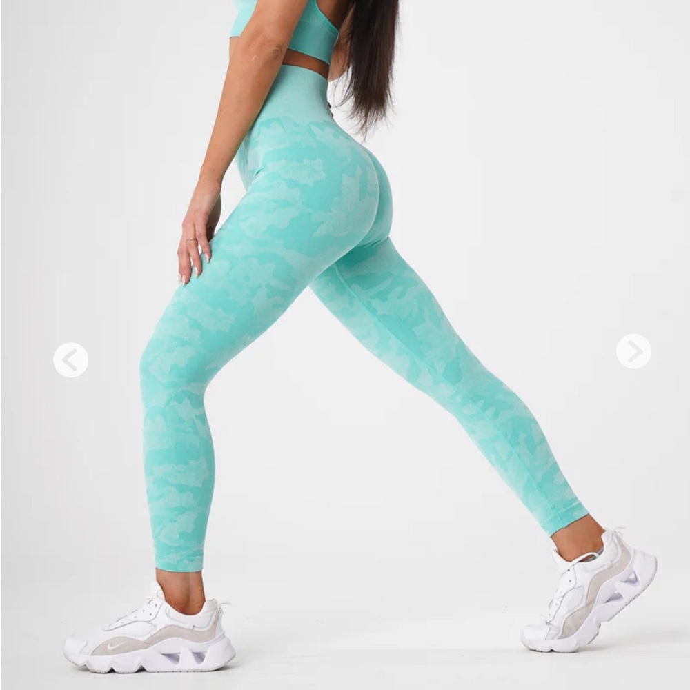 NVGTN Mint Camo Seamless Small S Leggings
